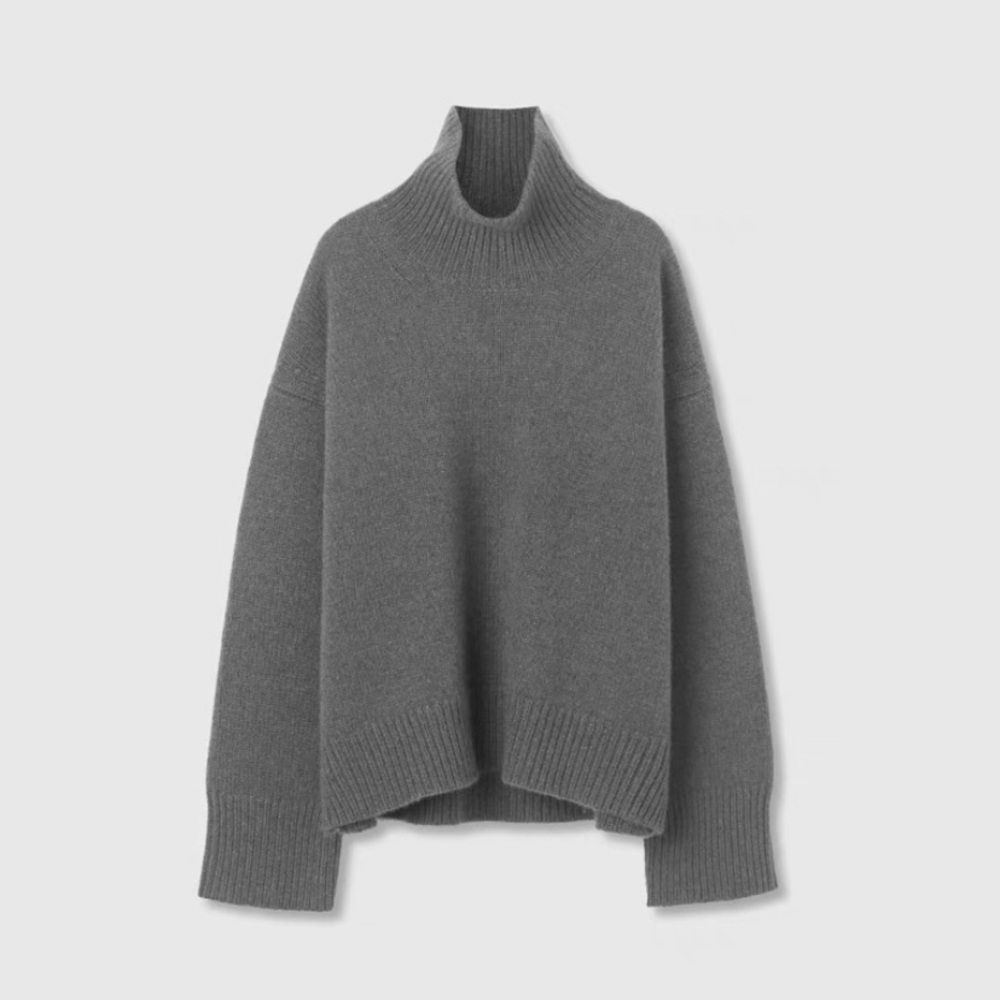 100% cashmere turtle neck sweater